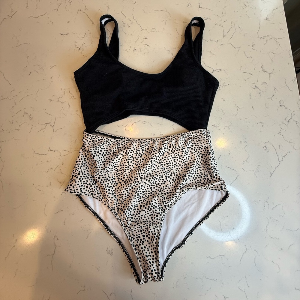 Black and White Polka Dot Women Swim One Piece